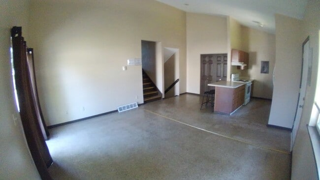 Living room looking at the kitchen - 1302 Albert Ave