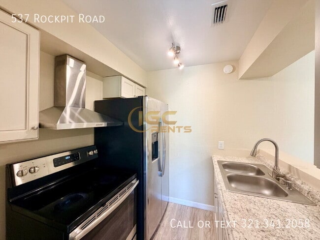 Building Photo - 537 Rockpit Road-
