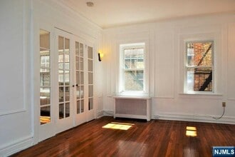 Building Photo - 40 74th St