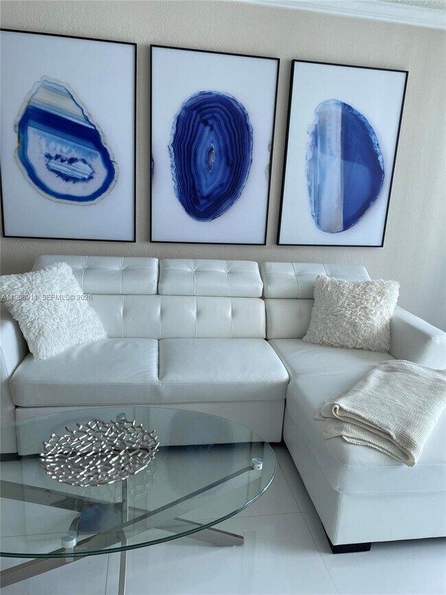 Building Photo - 2501 S Ocean Dr