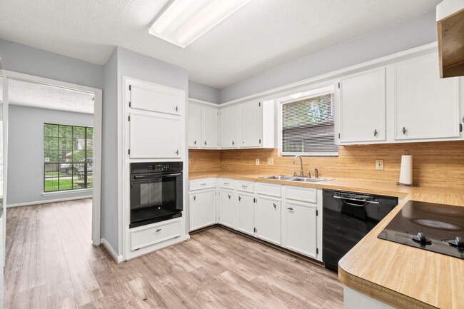 Foto del edificio - 29 W Torch Pine Cir