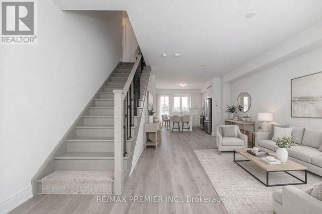 Building Photo - 57 Union Blvd