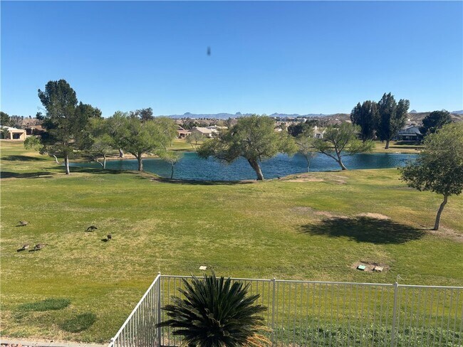 Foto del edificio - 2838 Cam Del Rio