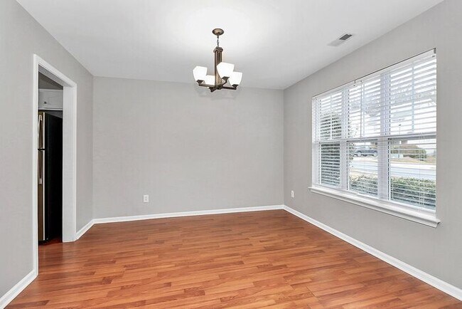 Foto del edificio - Charming 3BD/2.5BA Home in Matthews, NC!