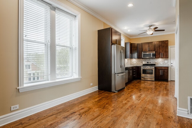 Building Photo - 2609 W Thomas St