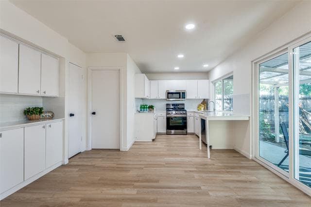 Building Photo - 2023 Brentwood Ln