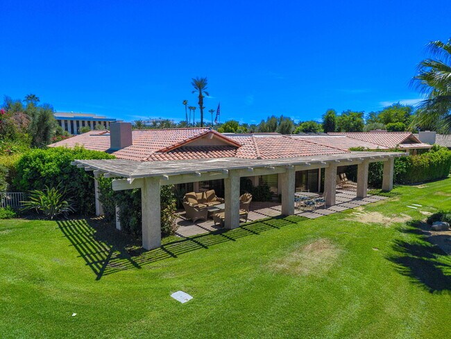 Foto del edificio - 5 Stanford Dr