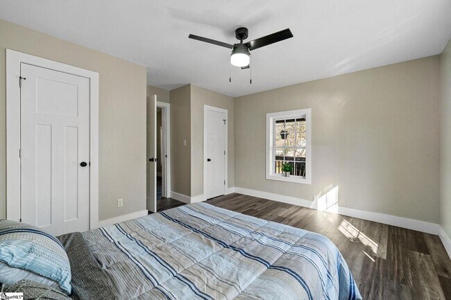 Foto del edificio - 212 E Bearden St
