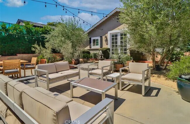 Foto del edificio - 17141 Superior St