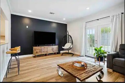 Foto del edificio - 2522 S Carrollton Ave
