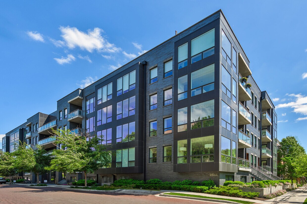 Foto principal - 2633 N Hermitage Ave