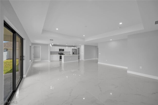 Building Photo - 20 SW 17th Pl