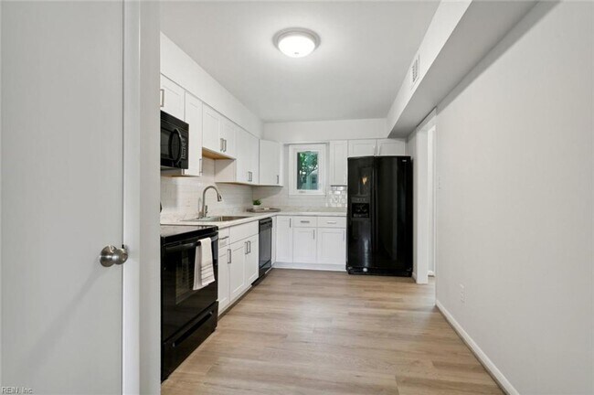 Foto del edificio - Charming  2 Story Condo