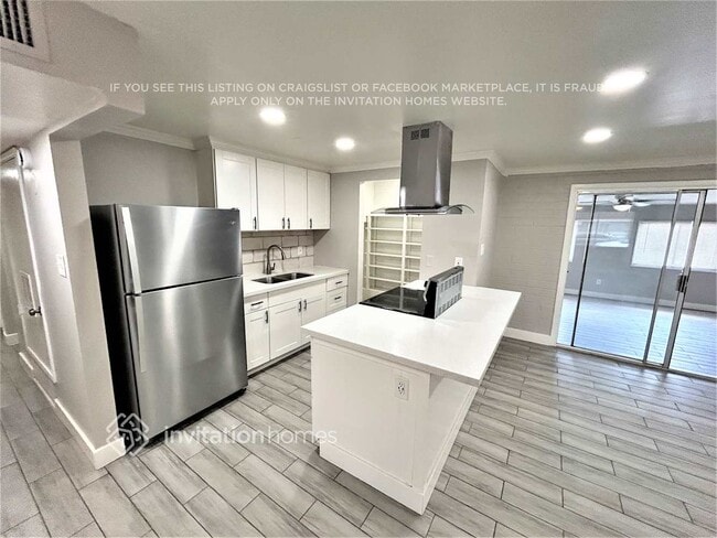 Foto del edificio - 4309 N 72nd Ln