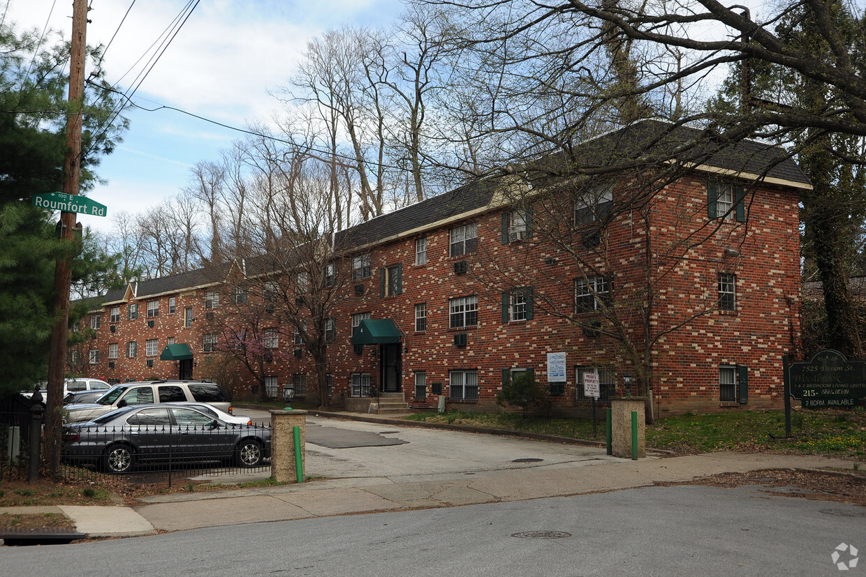 Primary Photo - Woodbrook Lane Apartments