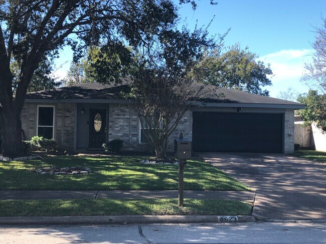 Welcome Home! - 4623 Cairnvillage St
