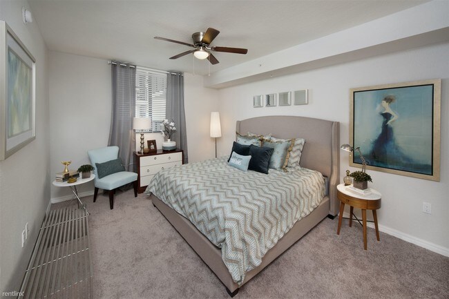 Foto del edificio - 2 br, 2 bath  - 1900 Ludlam Rd