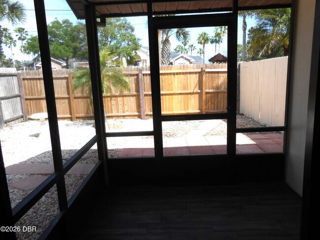 Foto del edificio - 3561 Forest Branch Dr