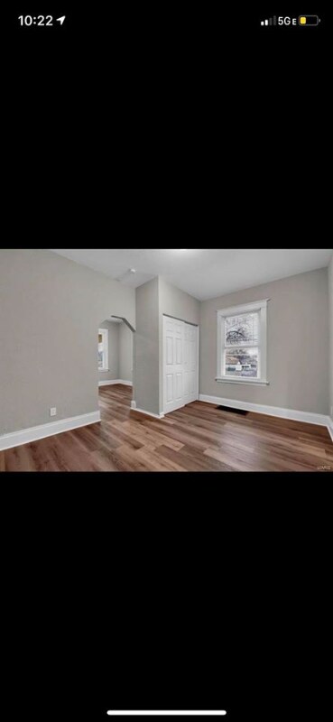 Foto del edificio - 9535 Longwood Ave