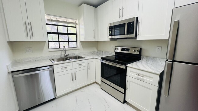 Foto del edificio - 2950 Olivewood Terrace