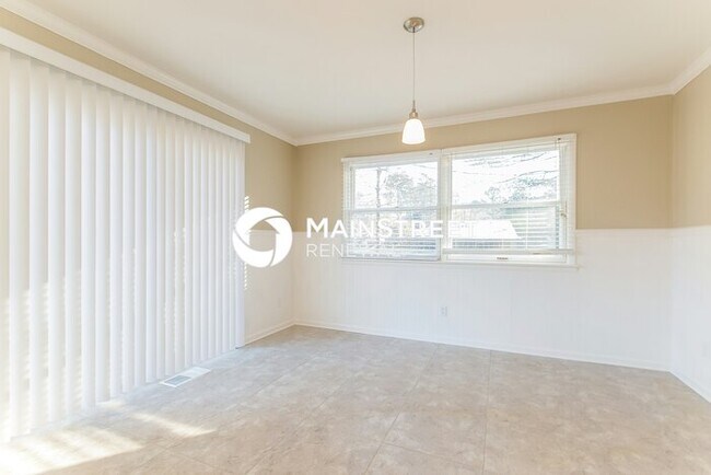 Building Photo - 4 Bedroom Pet-Friendly Home in Acworth, GA...