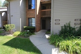 Building Photo - Oak Hill Apartments