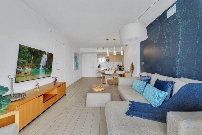 Foto del edificio - 2602 E Hallandale Beach Blvd