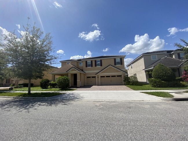 Building Photo - 7582 Lake Albert Dr