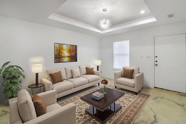 Building Photo - "Charming 1-Bed Haven in Edinburg – Cozy 600 Sq Ft Retreat!"