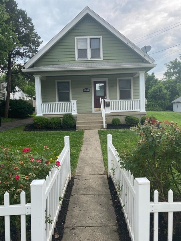 Primary Photo - MT. WASHINGTON - Charming 3 bed 2 bath w l...
