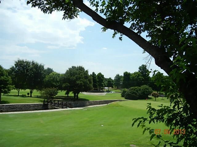 Foto principal - 2926 Shady Lake Cir
