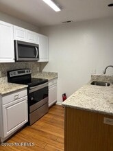 Building Photo - 58 Meadow Ridge Rd
