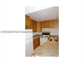 Building Photo - 4275 NW 89th Ave