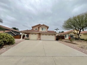 Building Photo - 16510 Nectarine Way