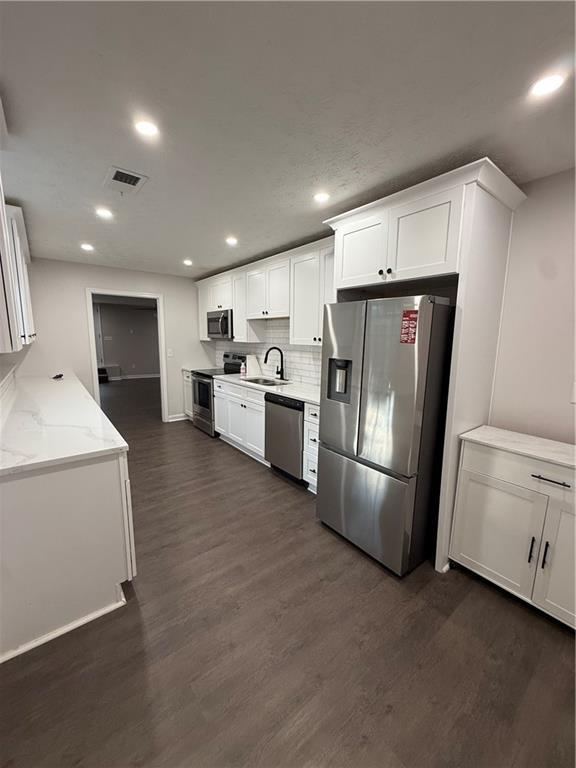 Building Photo - 3372 Cottonwood Ln