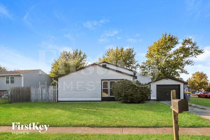 Primary Photo - 9318 Kingsboro Cir