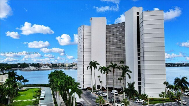 Foto del edificio - 1200 S Flagler Dr