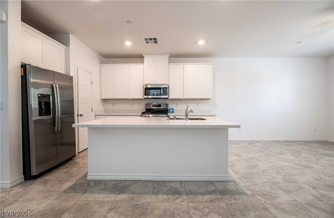 Foto del edificio - 6478 Silver Estates St