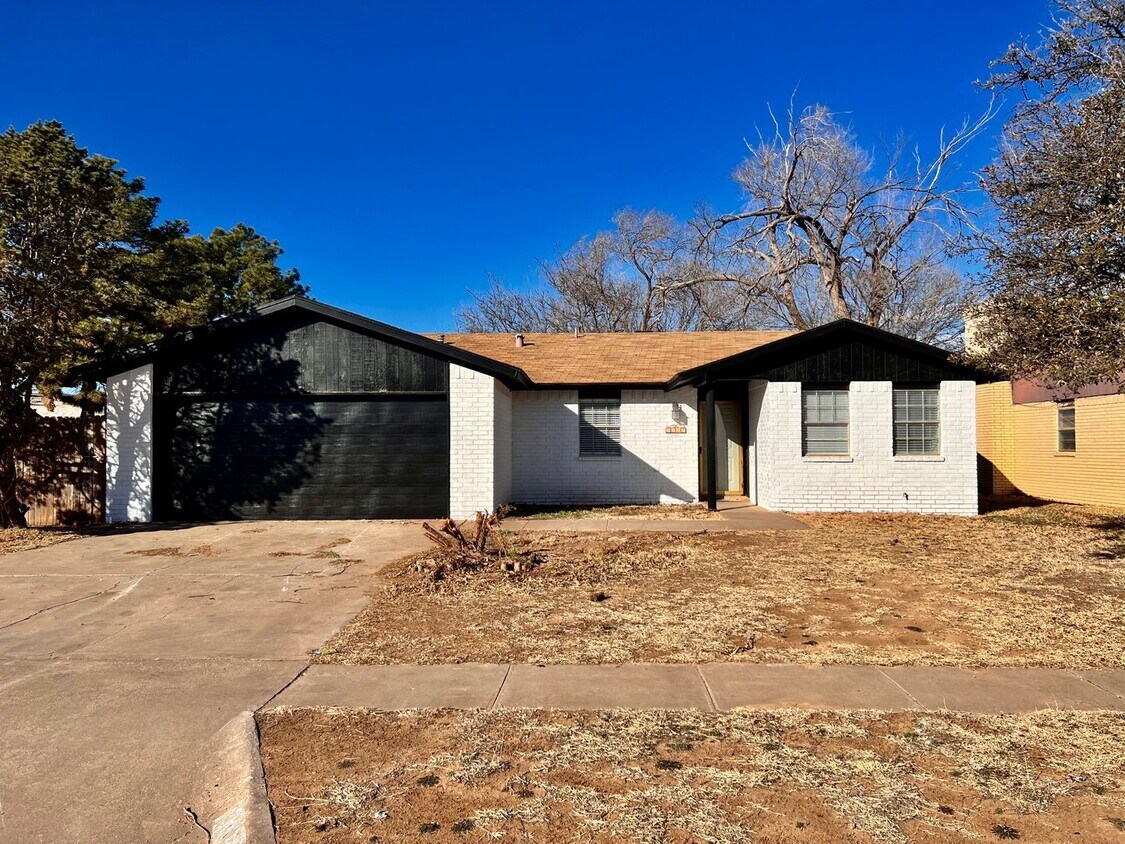 Primary Photo - South Lubbock Beauty