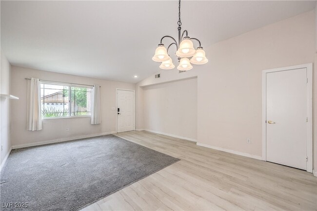 Building Photo - 8136 Shady Glen Ave