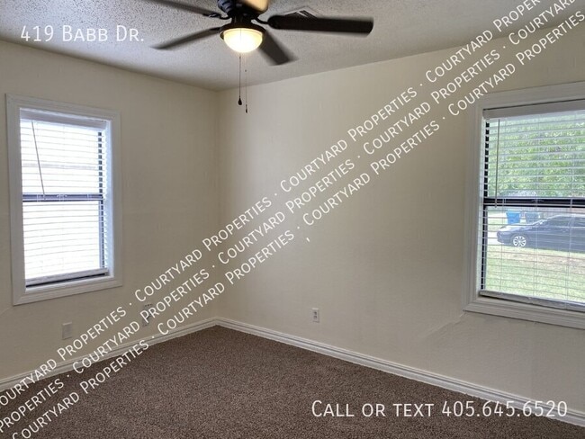 Building Photo - 419 Babb Dr