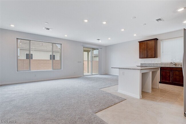 Foto del edificio - 10364 Dallington St