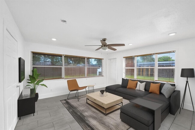 Foto del edificio - 7021 Park St