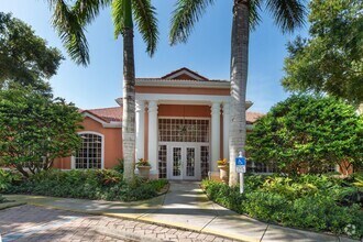 Building Photo - 4140 Central Sarasota Pkwy