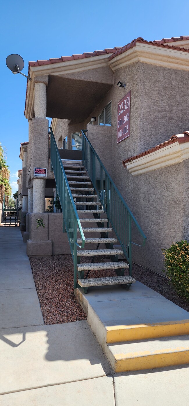 Building Photo - 2233 James Bilbray Dr