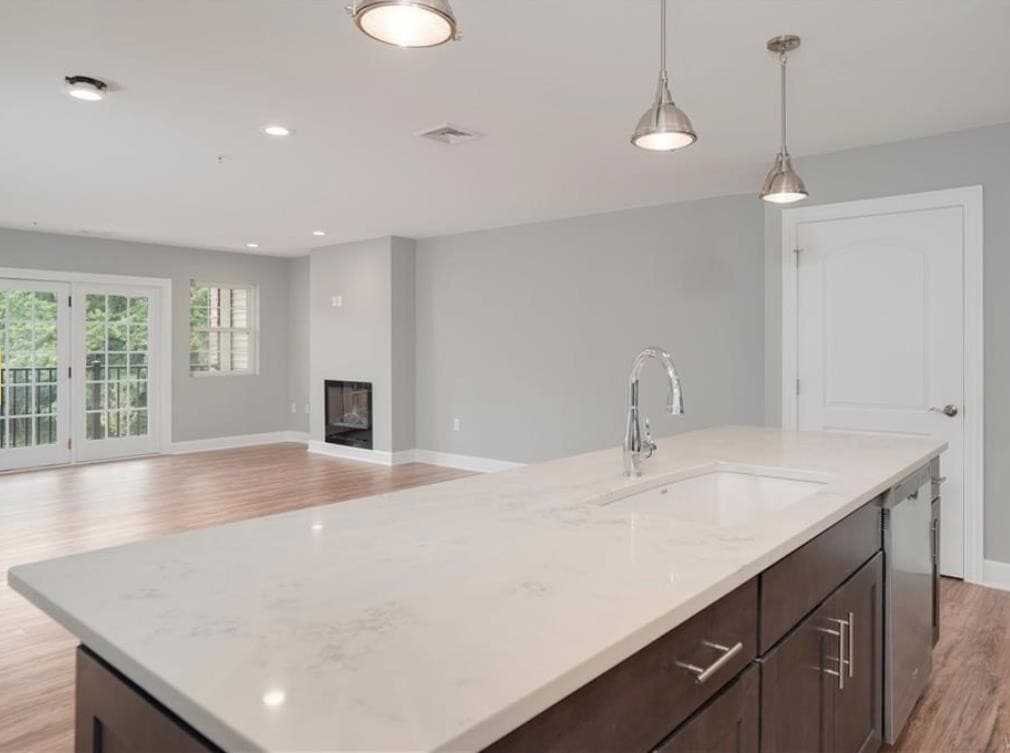 Vista amplia - The Abbey Apartments & Townhomes