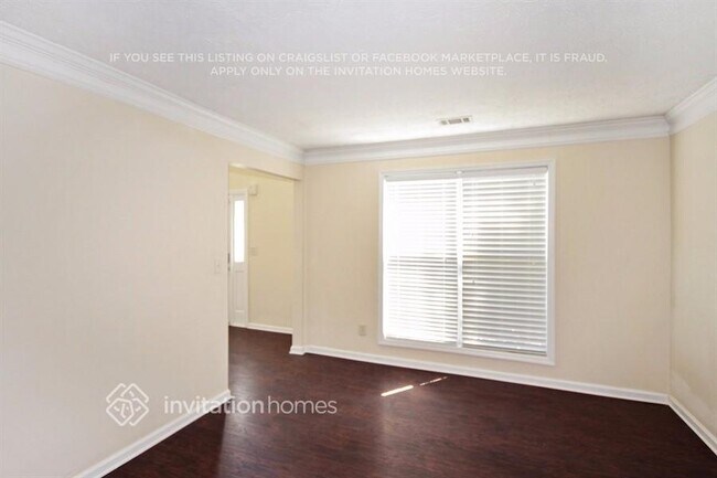 Foto del edificio - 6521 Carriage Ln