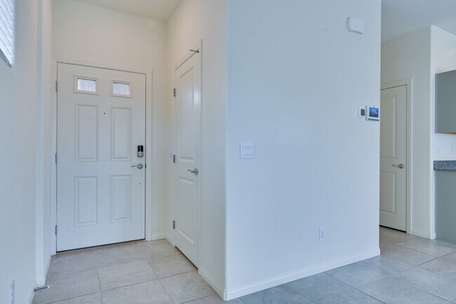 Building Photo - 7597 Moore Crk Ln