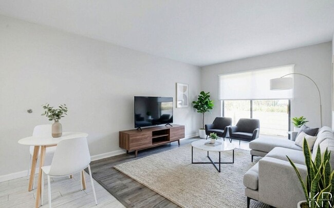 Interior Photo - The Spoke at Peachtree Corners