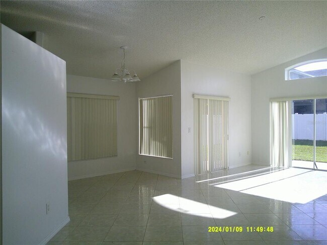 Building Photo - 2612 Walden Ct